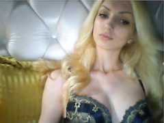Anyakisssa - очень тупая, но красивая блондинка (запись привата)