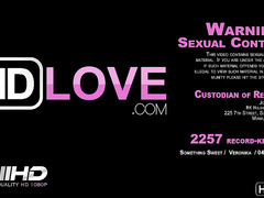 Директор магазина трахнул свою подопечную в обеденный перерыв