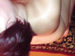 Врач-сексолог трахает жену в рот