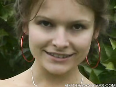 Любовь Шумейко в апельсиновой роще топлесс