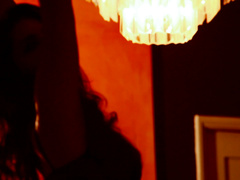 Засунув пальчик в киску, мастурбирует и кончает