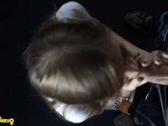 Преподаватель снимает на камеру минет от студентки МГУ