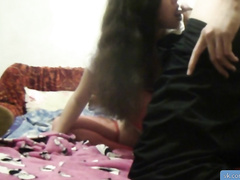 Красивая подруга сосет у питерского студента с камшотом