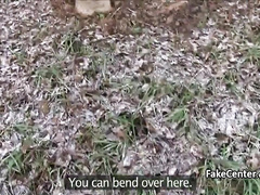 Веселый паренек шпилит манду телки раком за деньги