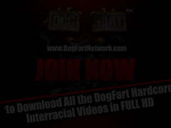 Черные парни трахают в групповухе пару белых лесбиянок