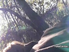 Рыжая чешка в ожидании поезда трахнулась за деньги и получила удовольствие от этого