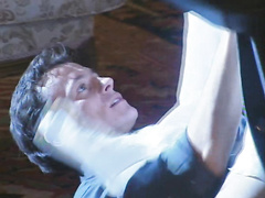 Пришла к любовнику и просит прочистить ей все дыры