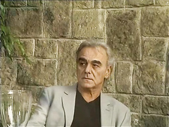 Дама ебется лучше, чем рисует картины