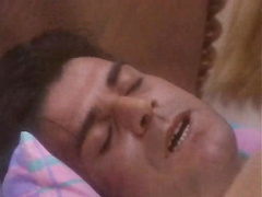 Жена английского посла оседлала мужской член