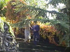 Секс втроем на природе