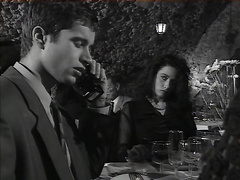 Страстный секс в темном вестибюле кафе