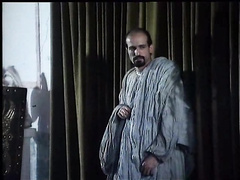 Мессалина забавляется сексом с легионерами