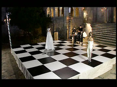 Двойное проникновение в попу и влагалище