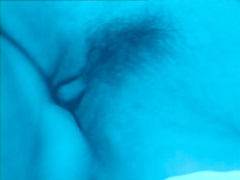 Молодой человек имеет во сне двух красоток