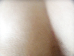 Снимает еблю крупным планом своим новым телефоном