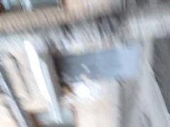 Секс с Машкой на стене многоэтажки