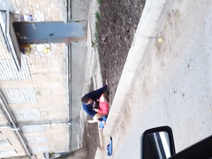 Секс с Машкой на стене многоэтажки