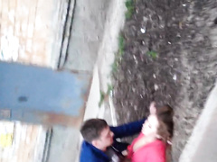 Секс с Машкой на стене многоэтажки