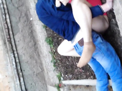 Секс с Машкой на стене многоэтажки