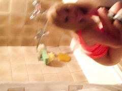 У юной шлюшки начались месячные