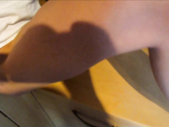 Оттрахали на кухне и заставили поесть пышек со спермой